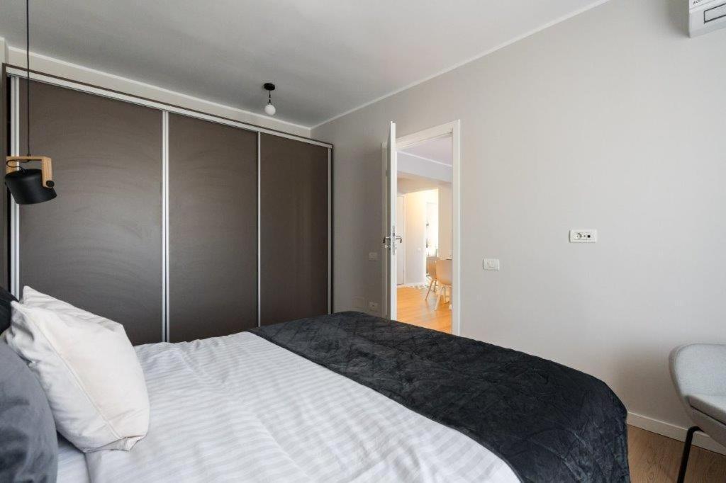 Downtown Modern - 2Br Apartment Bucharest Exterior photo