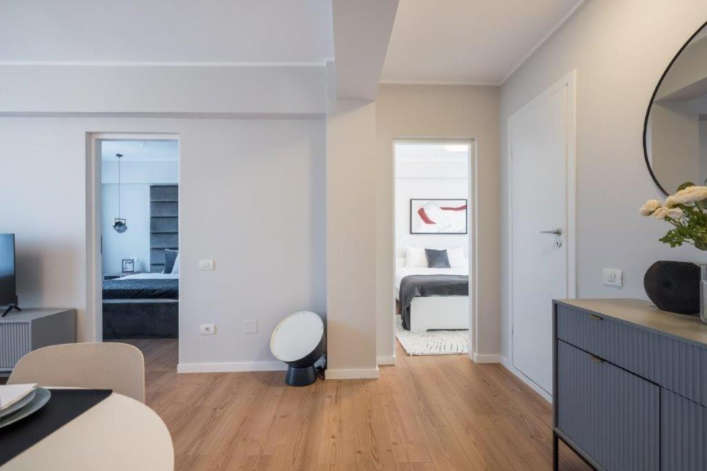 Downtown Modern - 2Br Apartment Bucharest Exterior photo